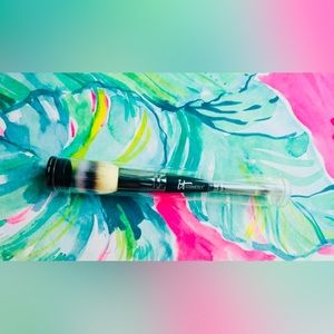 Heavenly Luxe Complexion Perfection Brush #7